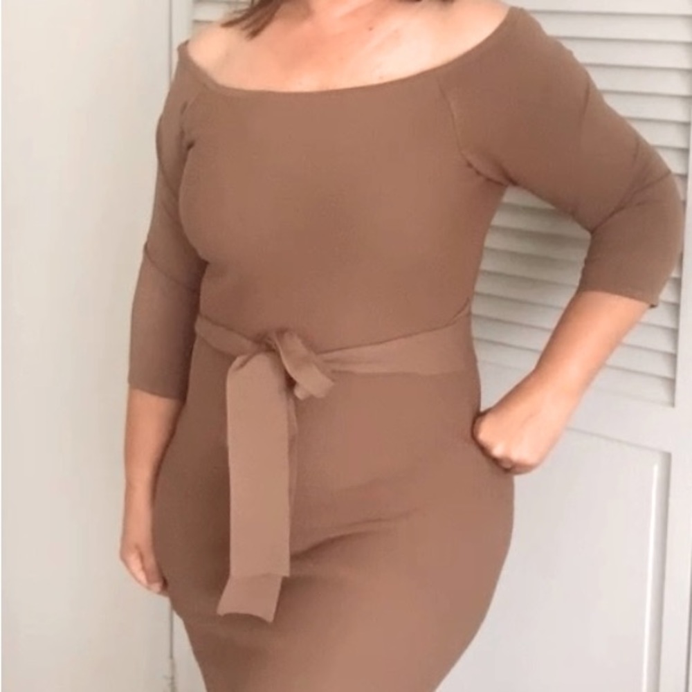 Vintage fitted knit mermaid style dress